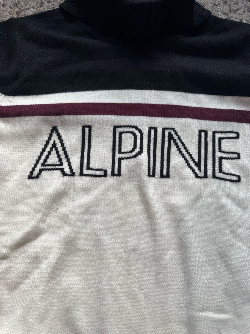 Stitches & Stripes XL ALPINE Black, White & Burgundy Turtleneck Sweater like new